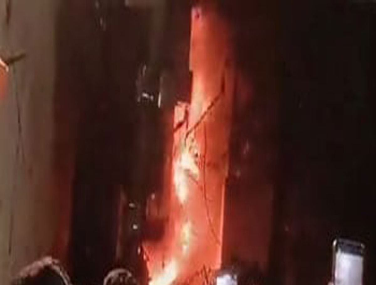 Fire Breaks Out In Textile Store In Ramnagar  