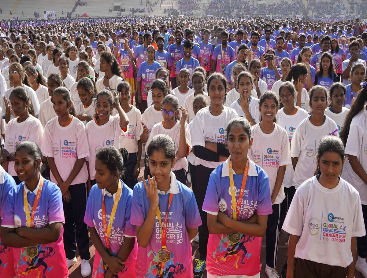 15000 in Hyderabad and over one lakh across the World Participated in the World's Largest Cancer Awareness Run "Global Grace Cancer Run-2023"