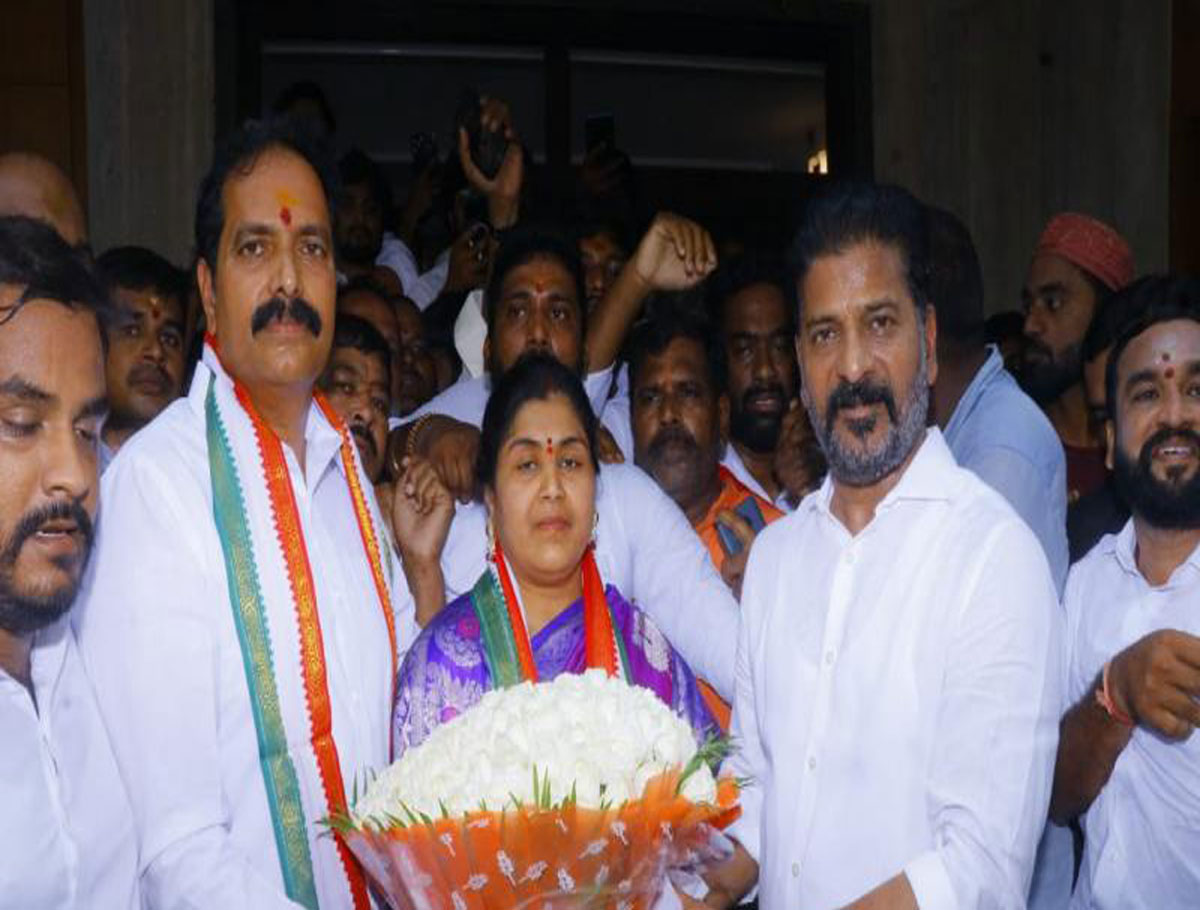 Suspended Congress Leaders Lodges Police Complaint Against Revanth Reddy