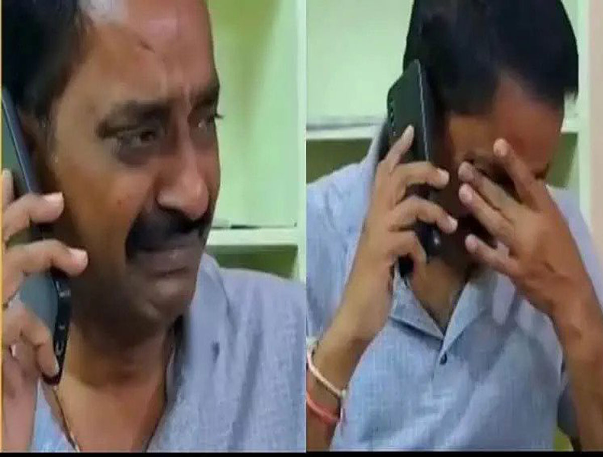Video Of Congress Leader Ramesh Reddy Shedding Tears Goes Viral 