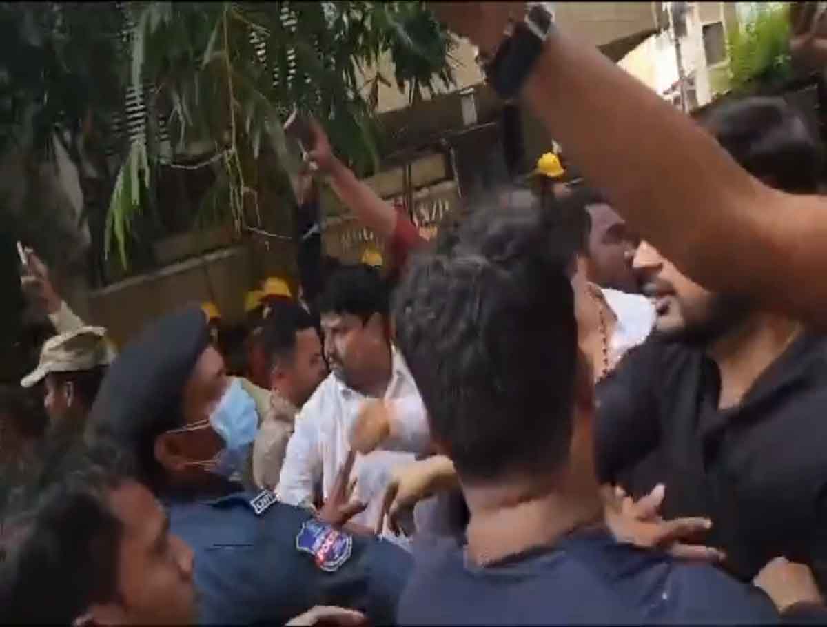 Tension Prevailed In Nampally After Clash Between Congress And AIMIM Workers