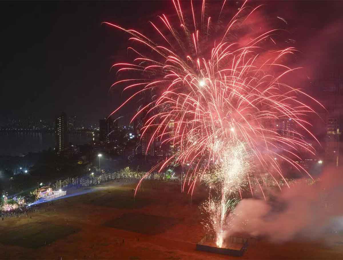 Order Of Ban On Firecrackers Violated in Delhi