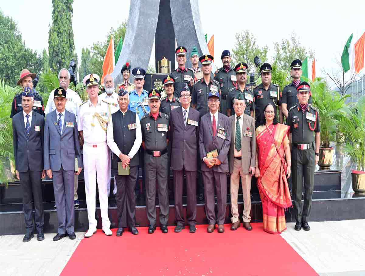 TASA Organise a wreath-laying ceremony on the eve of Vijay Diwas Celebrations