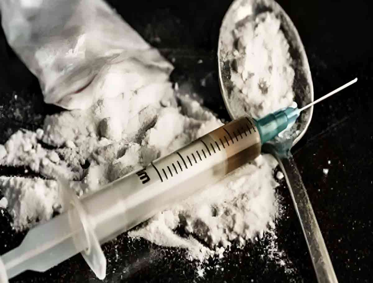 Seize Heroin Worth Rs. 41.4 Crore At RGIA 