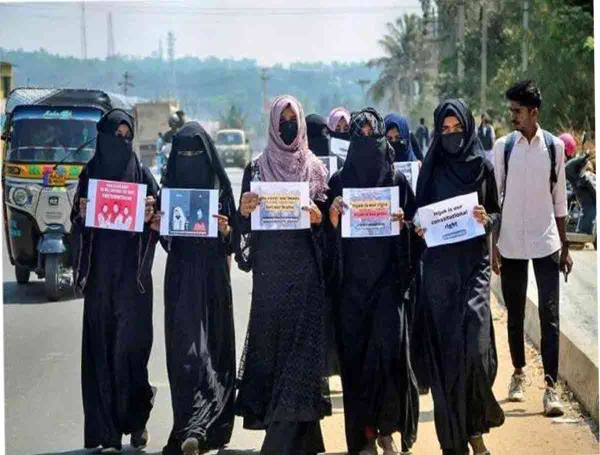 Rajasthan: Muslim Students Stage Strong Protest Against MLA's Remarks on Hijab
