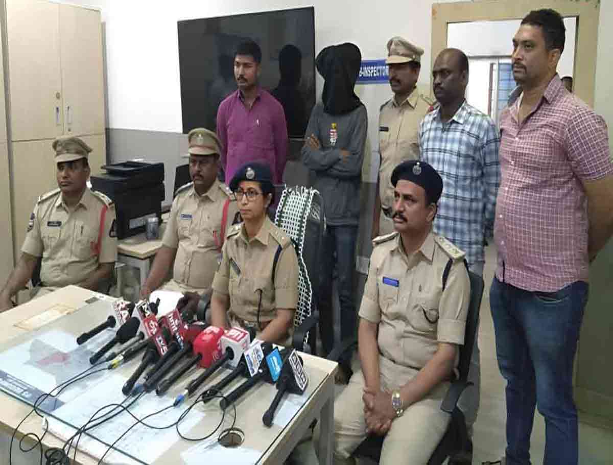 Two Including Juvenile Held In Hyderabad For Stealing Motorcycles