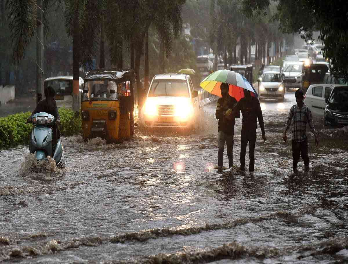 Heavy Rains In Telangana And Andhra Pradesh Till May 23