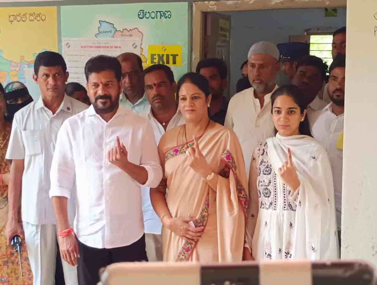 CM Revanth Reddy Cast His Vote In Kodangal