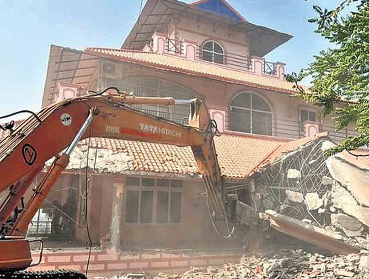 HYDRAA Reclaims 861 Acres In Sangareddy