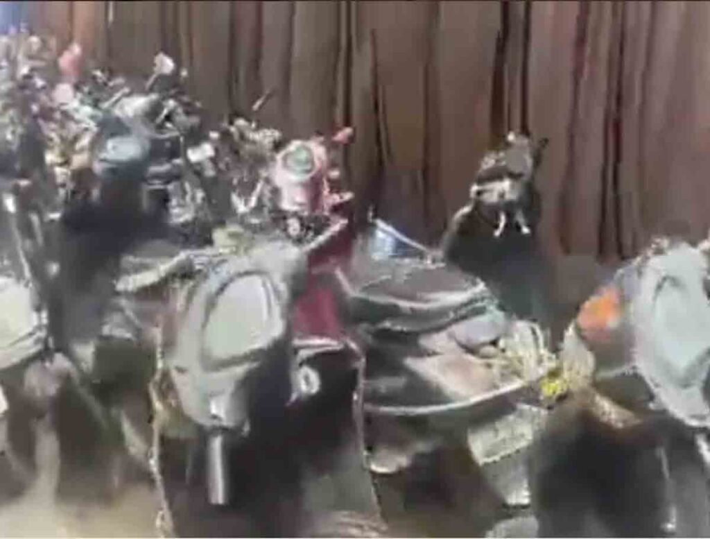 Police Conducted Cordon Search At Mangalhat, LPG And Vehicles Seized